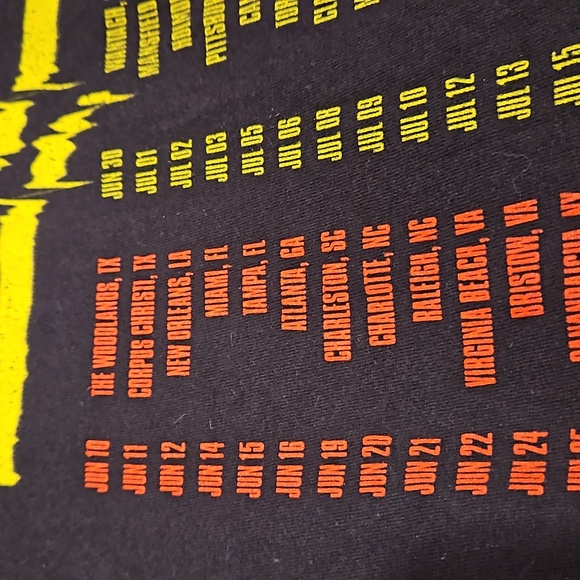 'Panic! At the Disco' short sleeve,black graphic tee Concert Tour 2016 Med. EUC - Picture 7 of 7